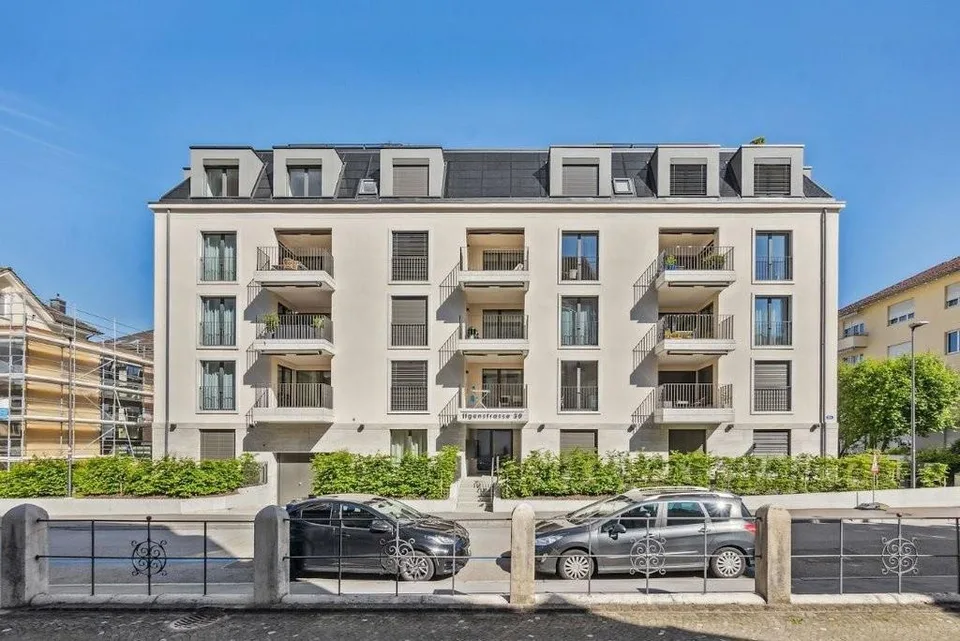 Studio 1 pièce avec espace de sièges privé près du centre-ville