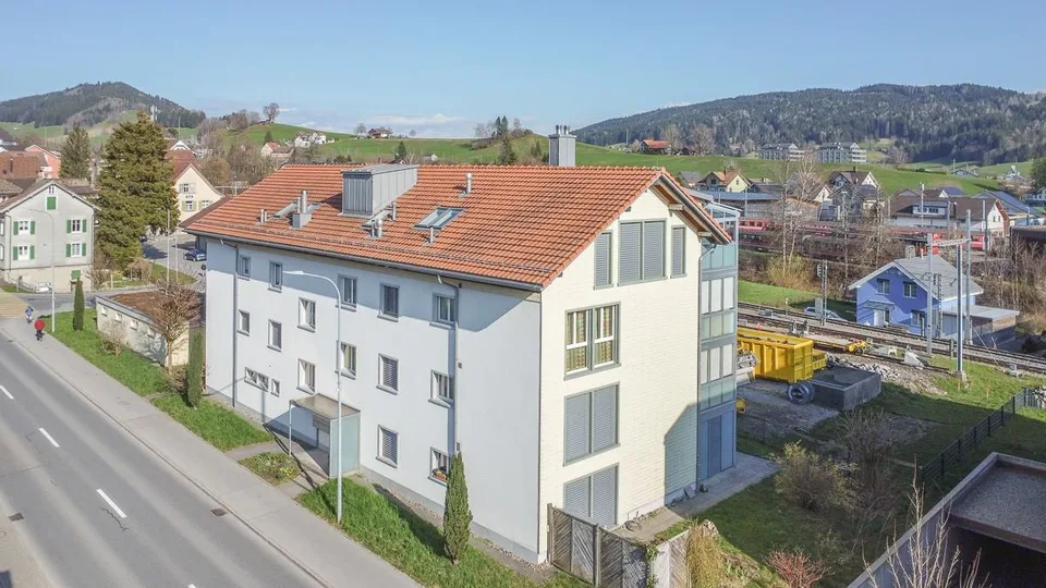 5.5-room attic apartment in the heart of Gais