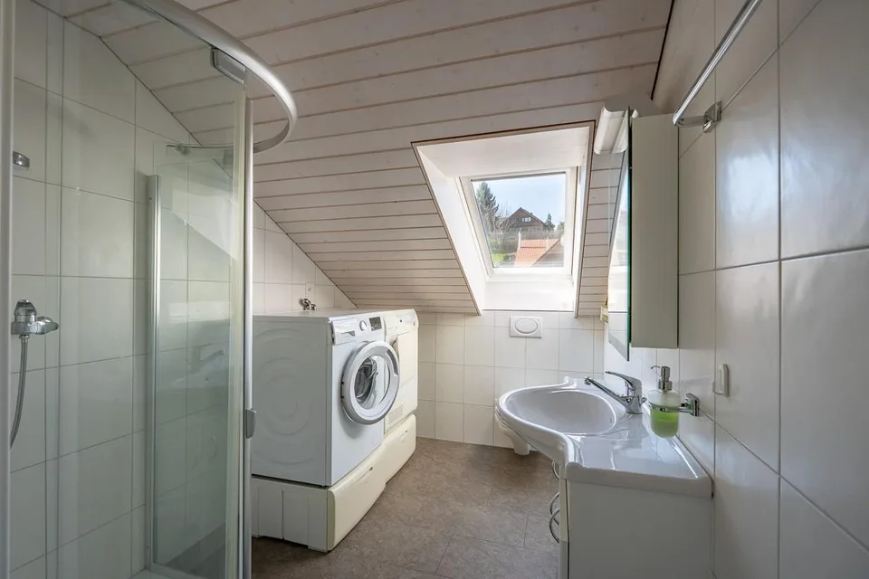 Exklusive 5.5-Zimmer-Dachwohnung mit direktem Liftzugang