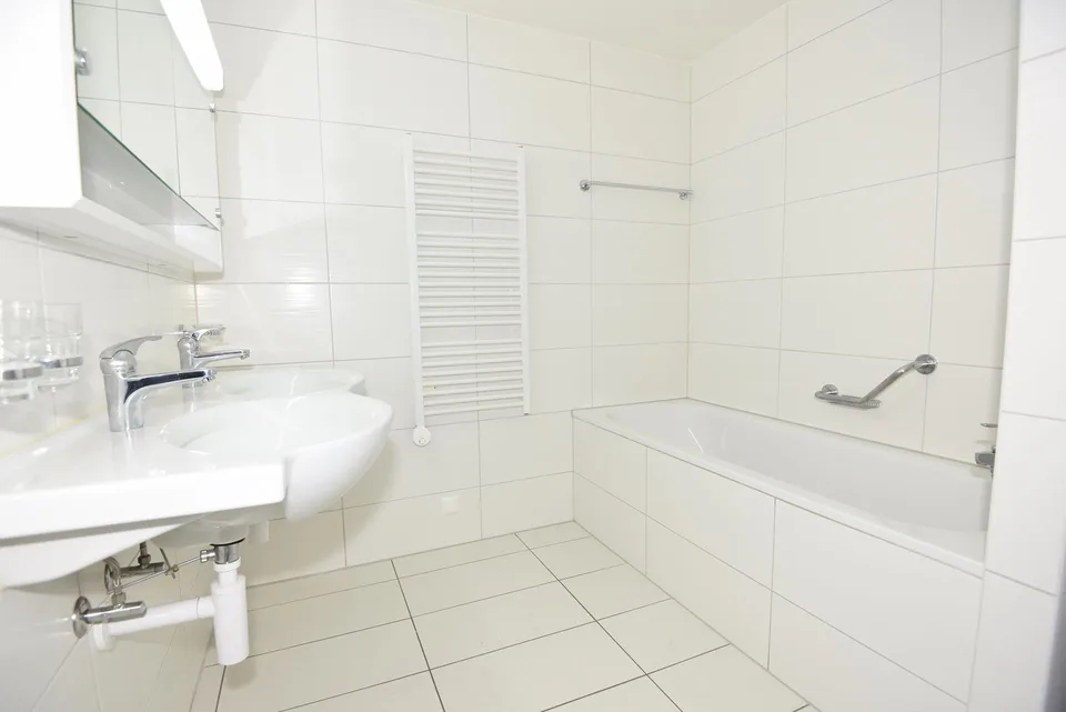 Bright apartment located in a quiet neighborhood