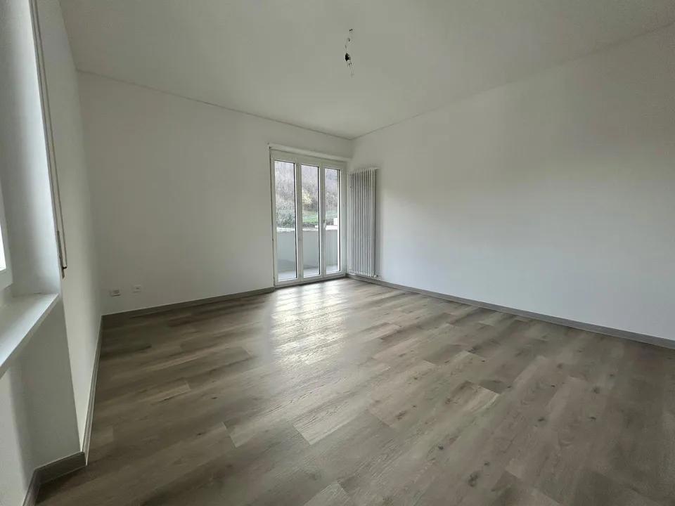 Cercasi subentrante 2.5 locali moderno a Chiasso – Foto 6 von 11
