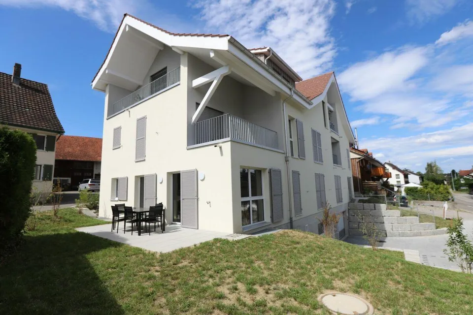 Appartamento di 3,5 locali nuovo con area di soggiorno soleggiata! – foto 7 di 10