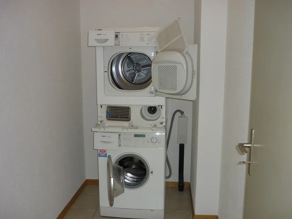 Appartement spacieux 3,5 pièces avec balcon et accès direct à l'espace de jardin – photo 10 sur 16