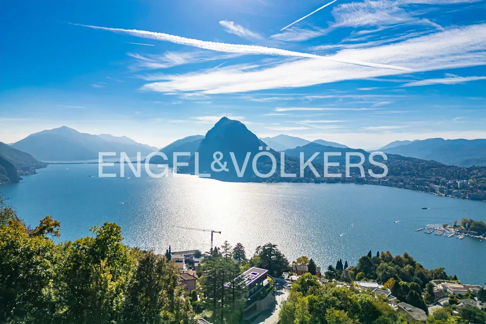 Eleganz und Ruhe in Aldesago: Charme in 3.5 Zimmern