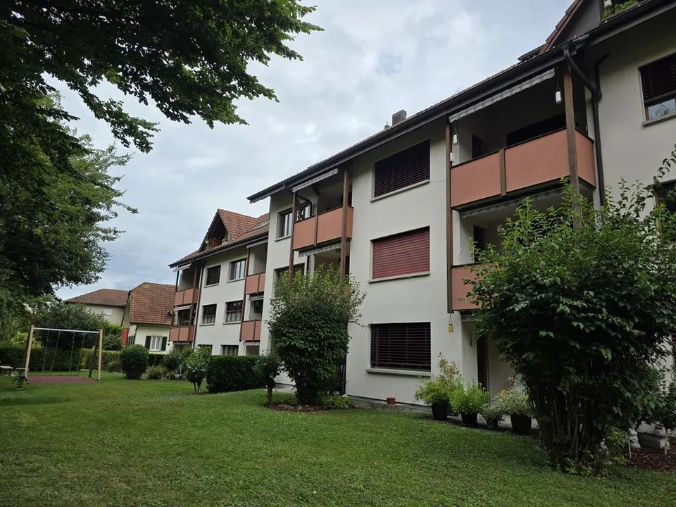 1 Monat Gratis Mietzins - 5.5 Zimmer im 2. Obergeschoss in Eiken