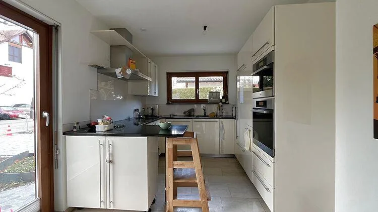 4½ ZIMMER-HAUS IN LUTERBACH (SO), MÖBLIERT, TEMPORÄR