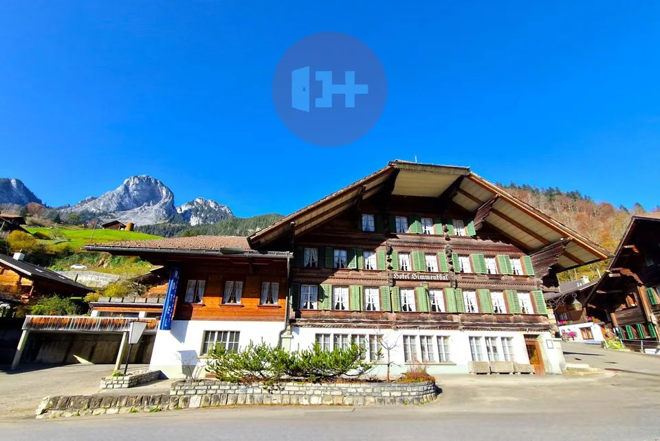 Hotel rustico di Simmental, +Piscina, +7 posti auto coperti!