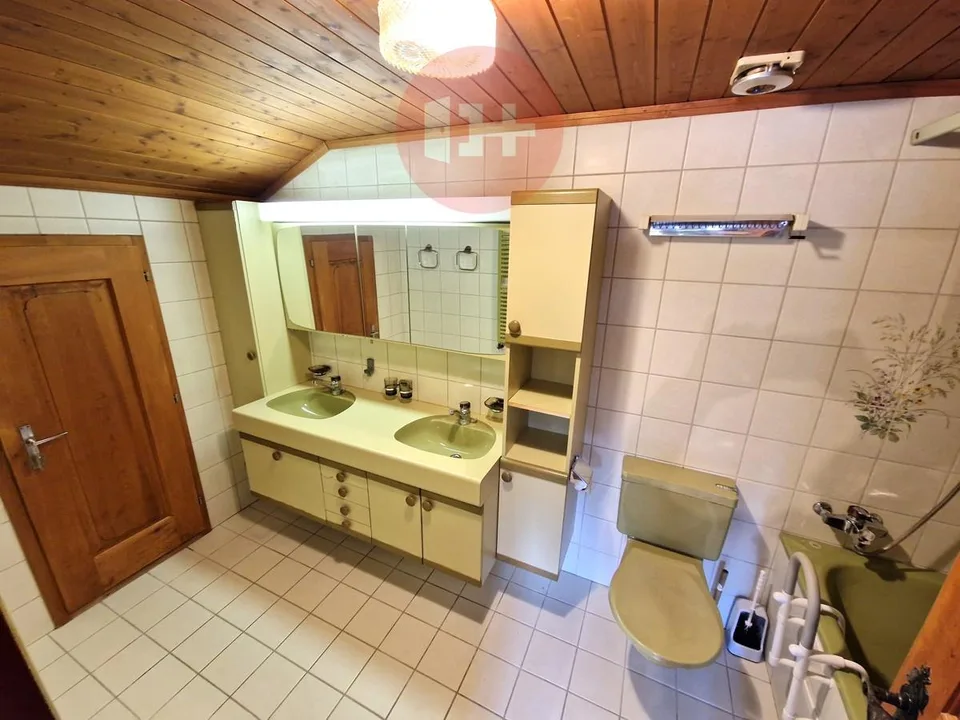 Hotel rustico di Simmental, +Piscina, +7 posti auto coperti!