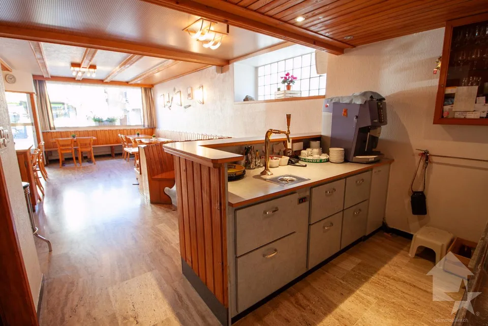 Maison villageoise de 200 m2 au centre de Varen – photo 10 sur 30