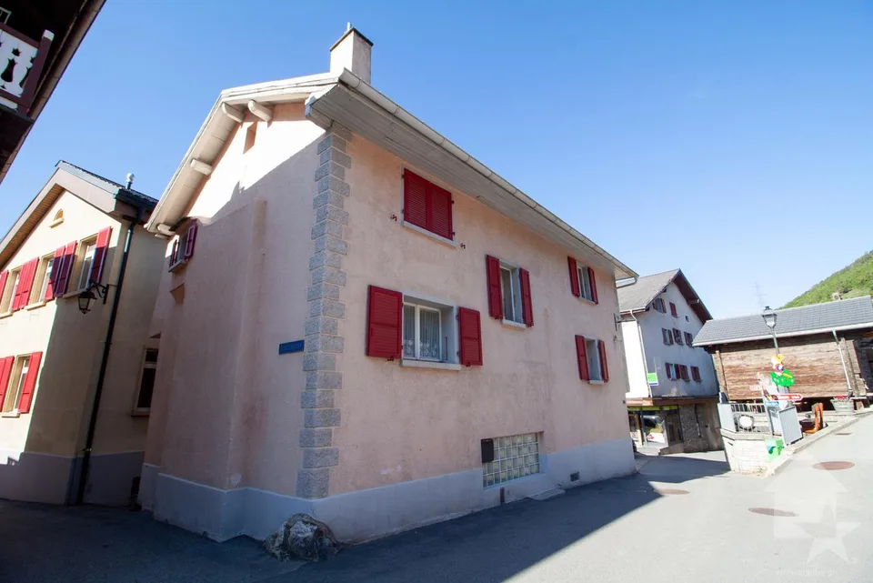 Maison villageoise de 200 m2 au centre de Varen – photo 27 sur 30