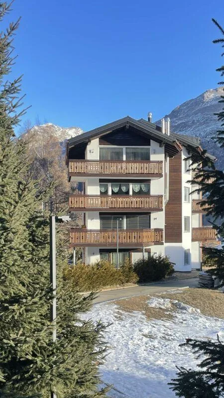 Residence in der sonnigen Wildi 5 Zimmerwohnung. Neuer Preis!