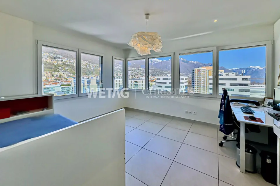 Appartement penthouse moderne avec vue sur le lac dans un emplacement central à Locarno à vendre – photo 8 sur 13