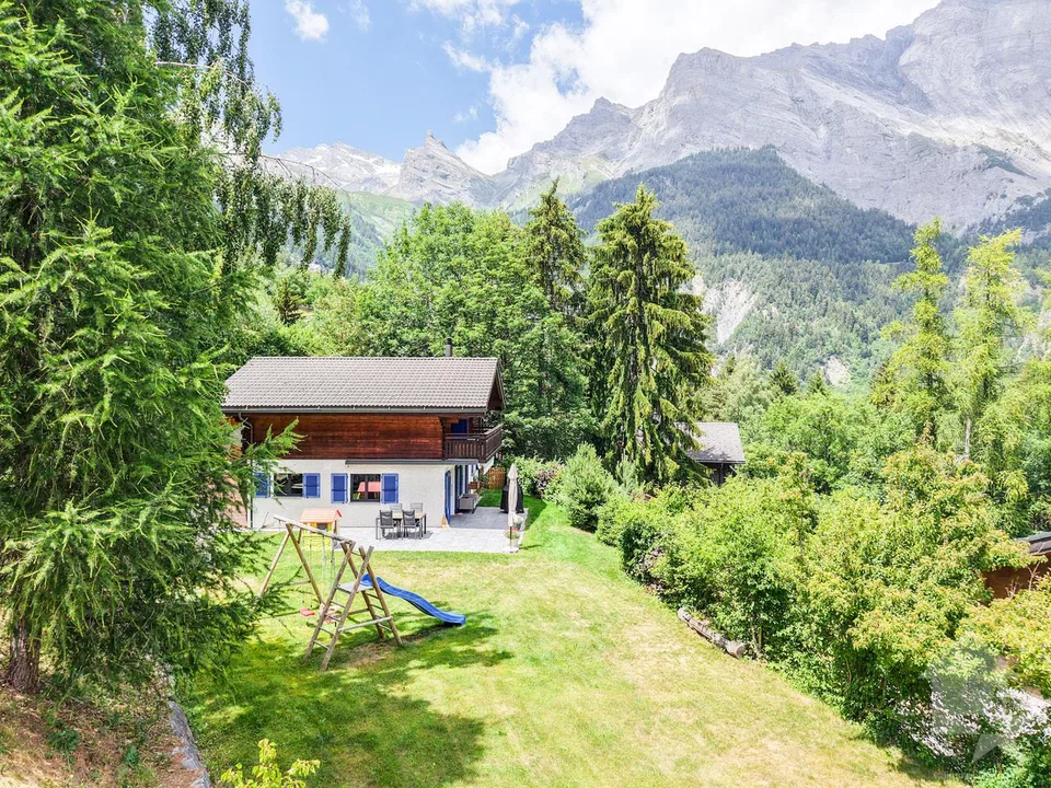 Magnifique chalet de 5.5 pièces