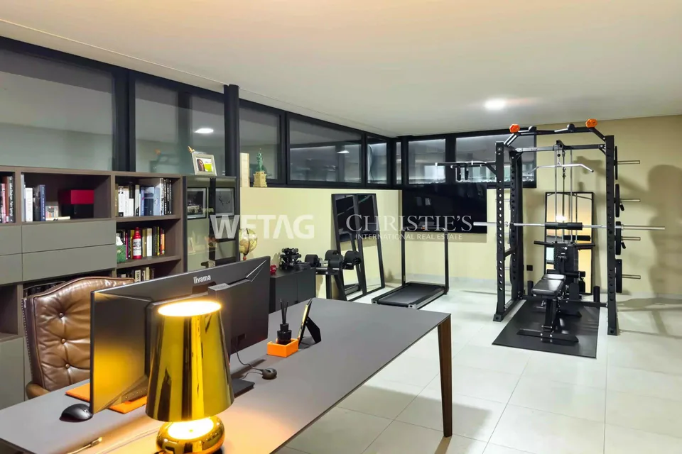 Villa di design moderno con piscina in vendita a Lugano-Sessa, immersa nel verde – foto 10 di 10
