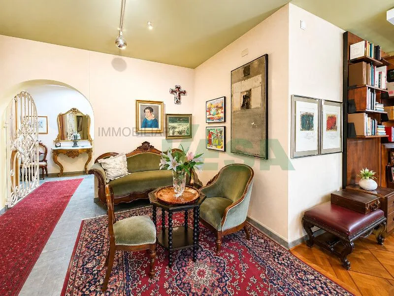 Accogliente villa tutta su un piano con grande bel giardino e piscina – foto 10 di 14