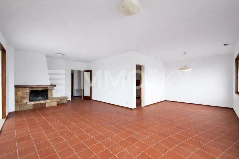 Maison de rêve à ramener à la vie au cœur de la nature