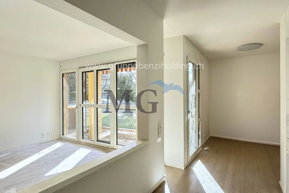 Appartamento di 4.5 locali in zona residenziale e con giardino privato