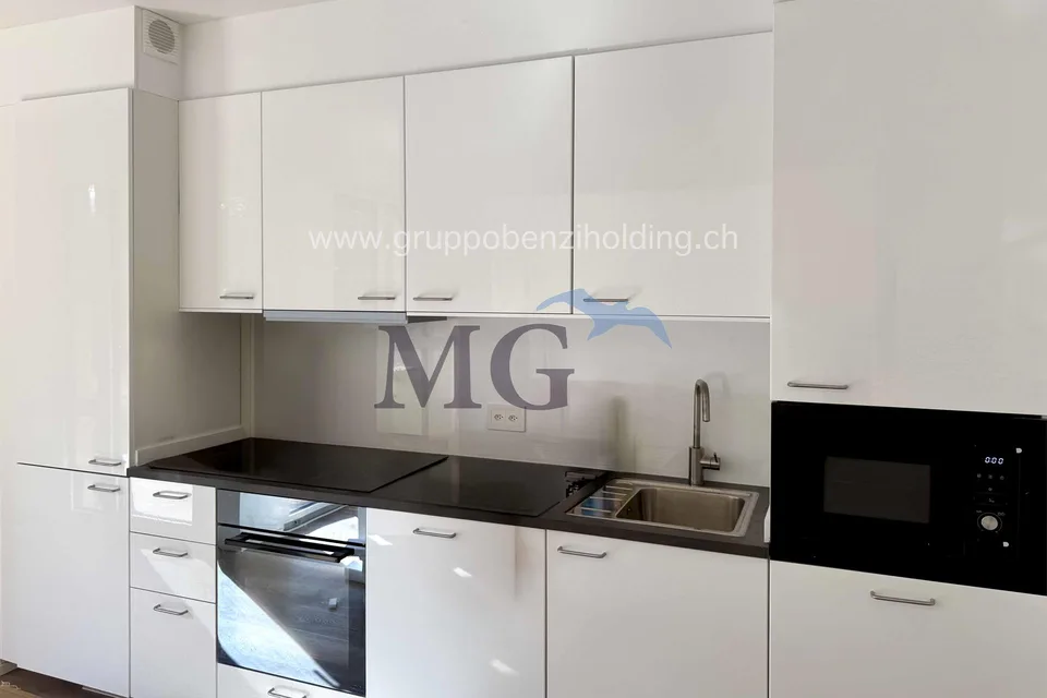 Appartamento di 4.5 locali in zona residenziale e con giardino privato – foto 6 di 20