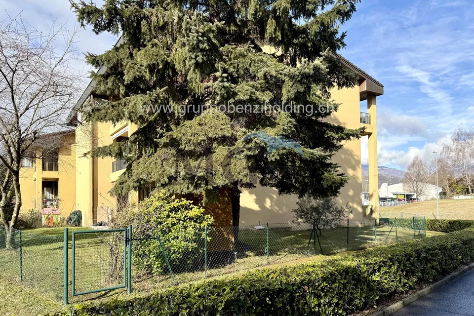 Appartamento di 4.5 locali in zona residenziale e con giardino privato – foto 11 di 20