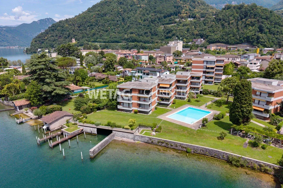 Appartamento penthouse in vendita direttamente sul lago a Lugano-Maroggia con piscina interna/esterna, posti barca e seconda casa – foto 12 di 13