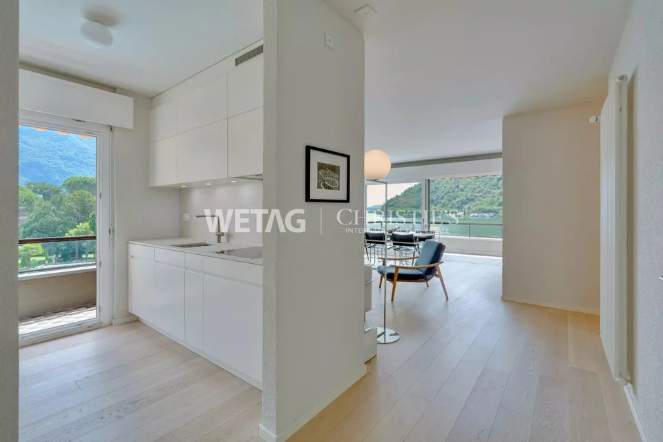 Penthouse-Wohnung direkt am See in Lugano-Maroggia zu verkaufen mit...