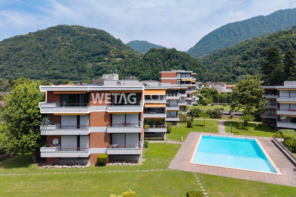 Appartamento penthouse in vendita direttamente sul lago a Lugano-Maroggia con piscina interna/esterna, posti barca e seconda casa – foto 13 di 13