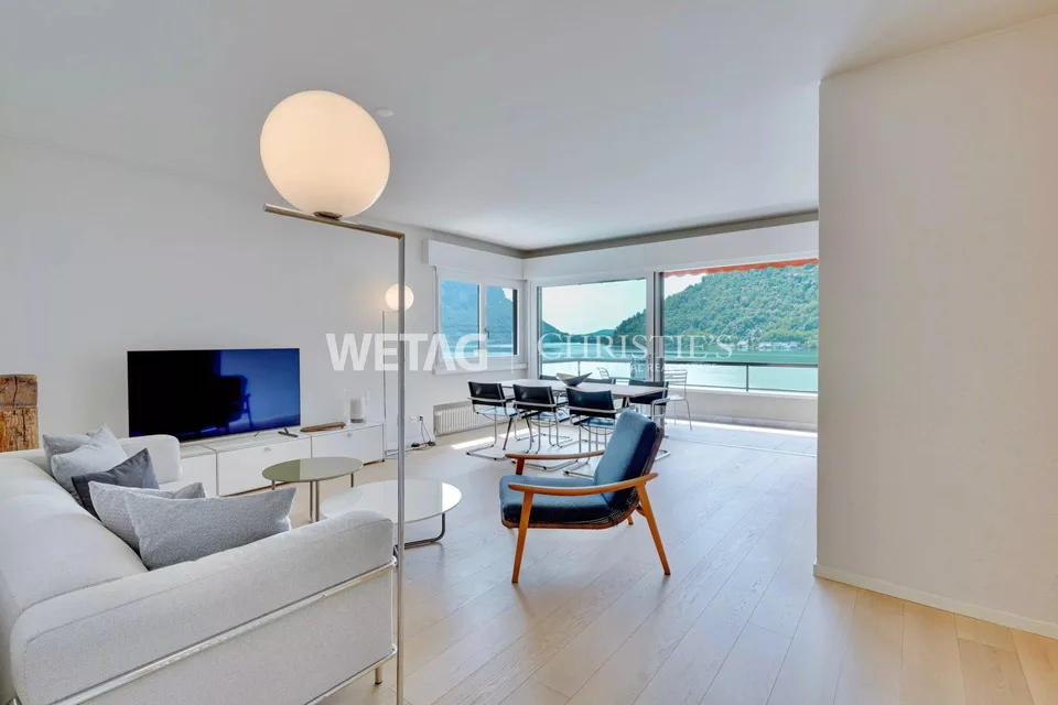 Penthouse-Wohnung direkt am See in Lugano-Maroggia zu verkaufen mit...