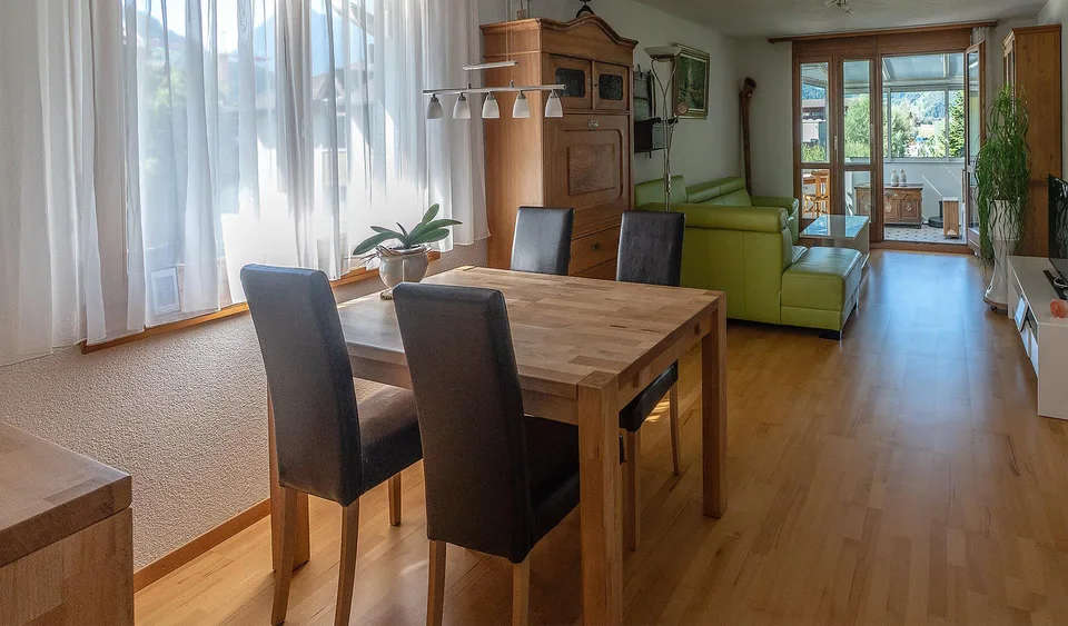 Schöne gepflegte 3.5-Zimmer-Wohnung mit schöner Aussicht