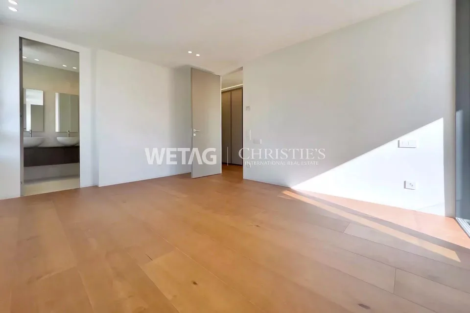 Moderne, hochwertige 3,5 Zimmer-Wohnung mit Terrasse in Ascona zu v...