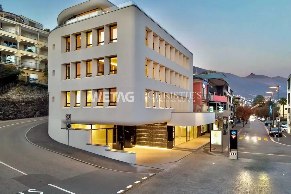 Moderne, hochwertige 3,5 Zimmer-Wohnung mit Terrasse in Ascona zu v...