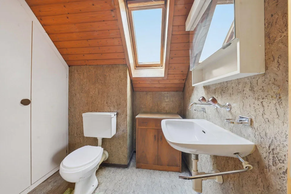 RESERVIERT: Altbau mit Charme und Potenzial – Foto 6 von 11