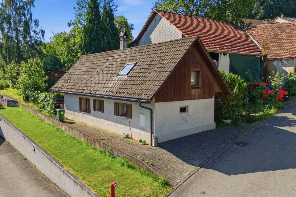 RESERVIERT: Altbau mit Charme und Potenzial – Foto 11 von 11
