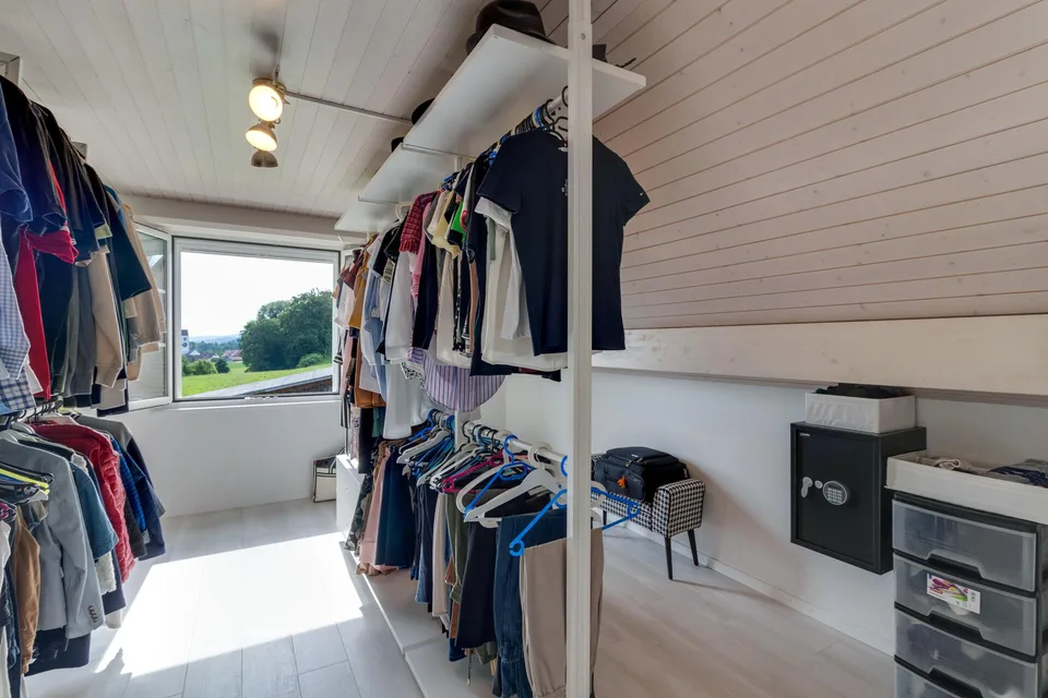 5.5-Zimmer-Maisonette-Traum: Rückzugsort mit Aussicht in Dinhard – photo 7 sur 15