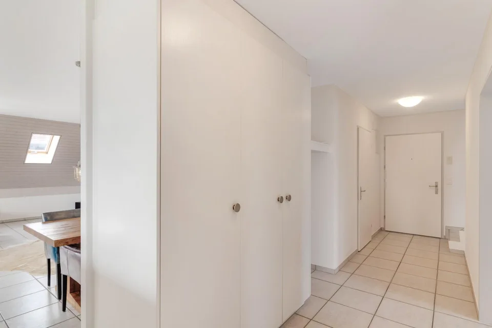 5.5-Zimmer-Maisonette-Traum: Rückzugsort mit Aussicht in Dinhard – photo 12 sur 15