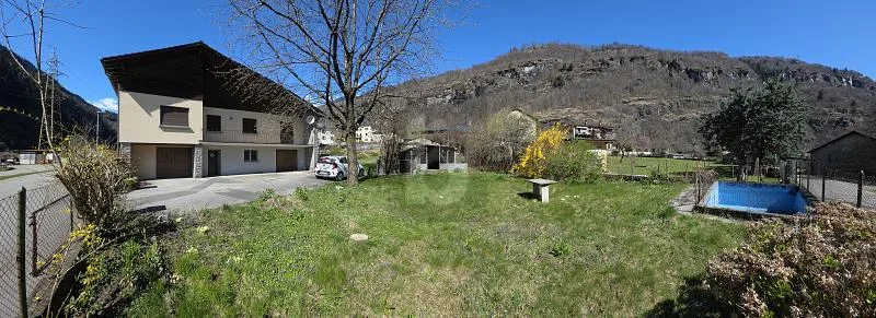 SPAZIOSA E ACCOGLIENTE CON GIARDINO