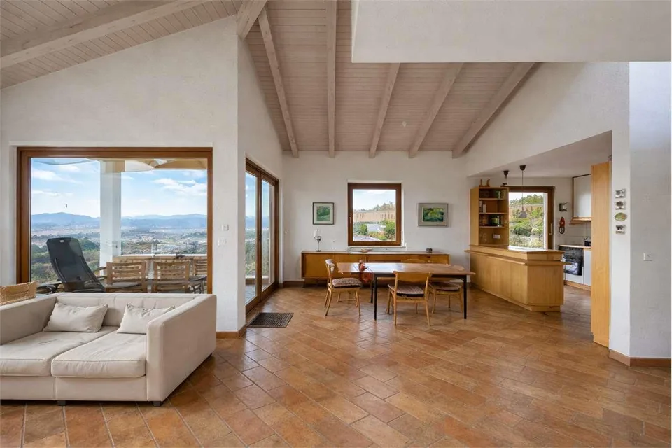Casa bifamiliare con vista imprendibile a Besazio – Foto 6 von 12