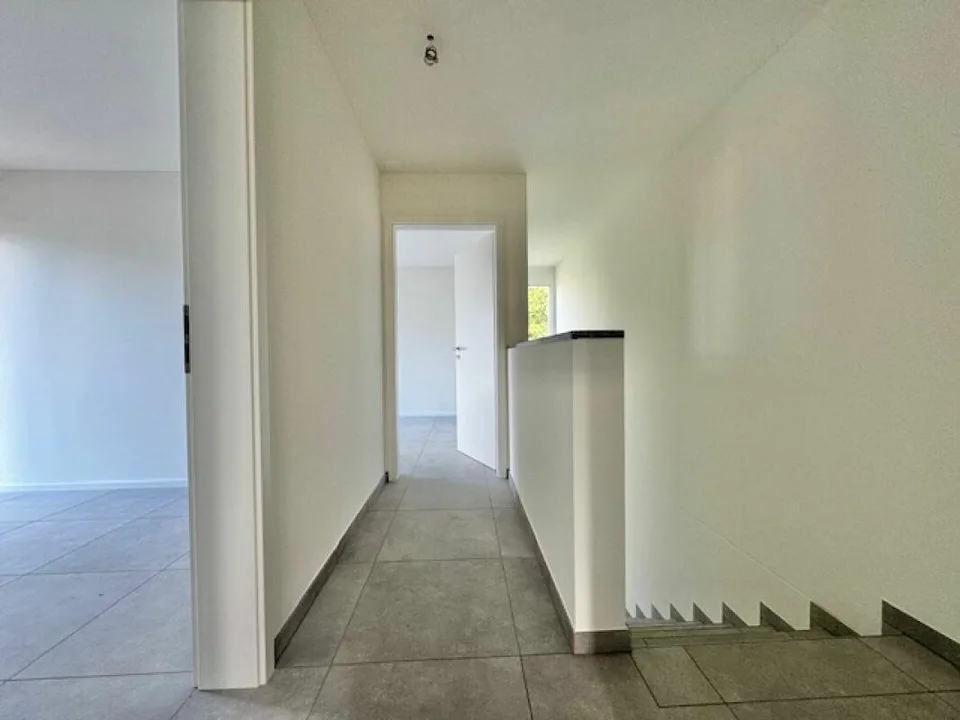 VENDESI A CUGNASCO - NUOVA CASA UNIFAMILIARE 4.5 LOCALI – foto 11 di 19