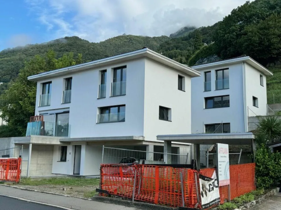 ZU VERKAUFEN IN CUGNASCO - NEUES 4,5-ZIMMER-EINFAMILIENHAUS
