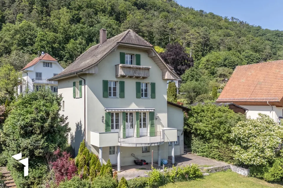 Fehr Immobilien - Sonnig gelegenes 5.5-Zi.-Einfamilienhaus