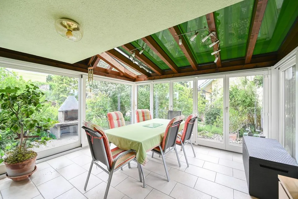 Casa accogliente in posizione tranquilla con giardino