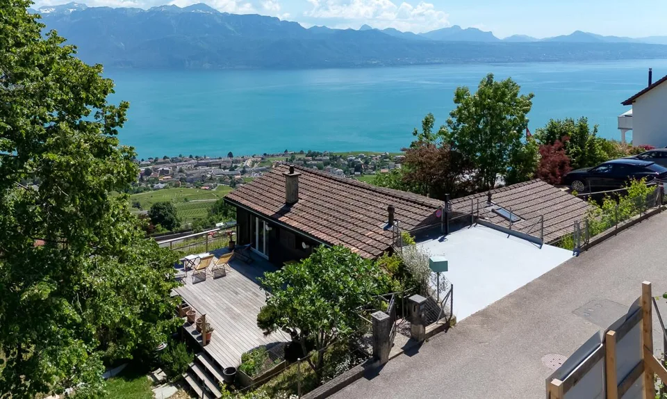 L'élégance d'un chalet entre lac, vignes et montagnes