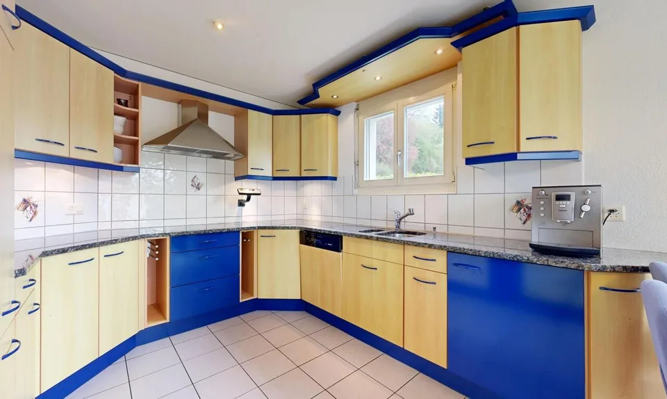 Stylish 6.5-room house in elevated location with panoramic view – photo 8 of 19