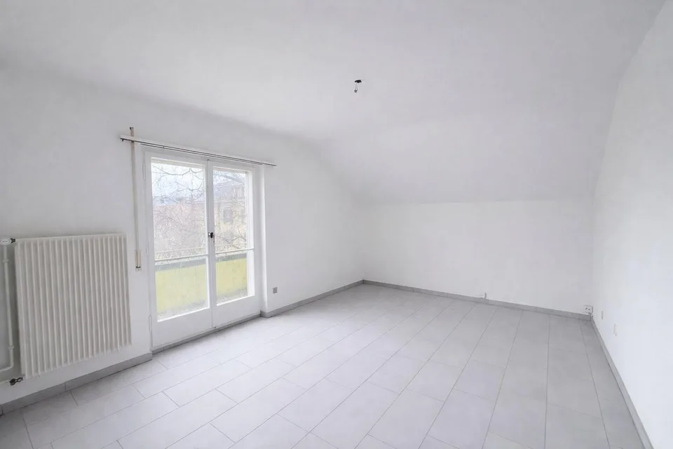 Charmante 2-Zimmerwohnung in der Länggasse – saniert, hell und luftig!