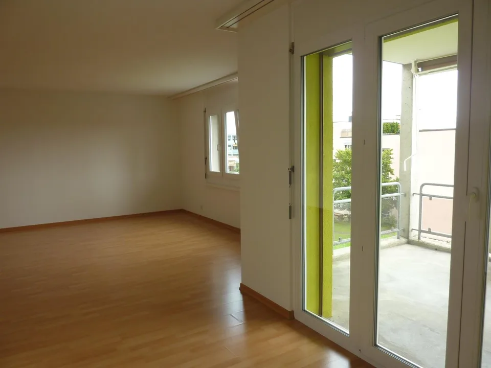 1. Rent Free - Family Friendly - Spacious