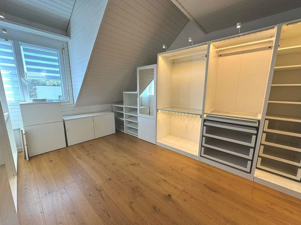 L'ÉLÉGANCE RENCONTRE LE CONFORT DE VIE - MAISON EXCLUSIVE AVEC JARDIN PRIVÉ