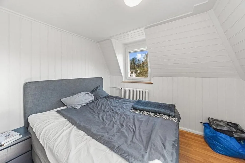 Appartement unique de 5,5 pièces avec terrasse sur le toit et grand grenier – photo 7 sur 11