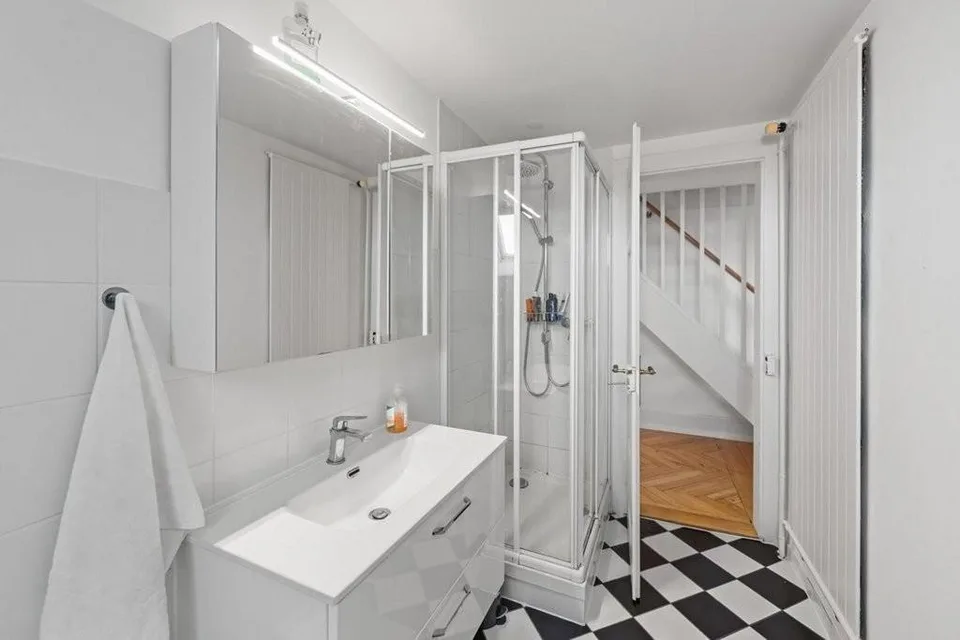 Einzigartige 5.5-Zimmer-Wohnung mit Dachterrasse & grossem Estrich