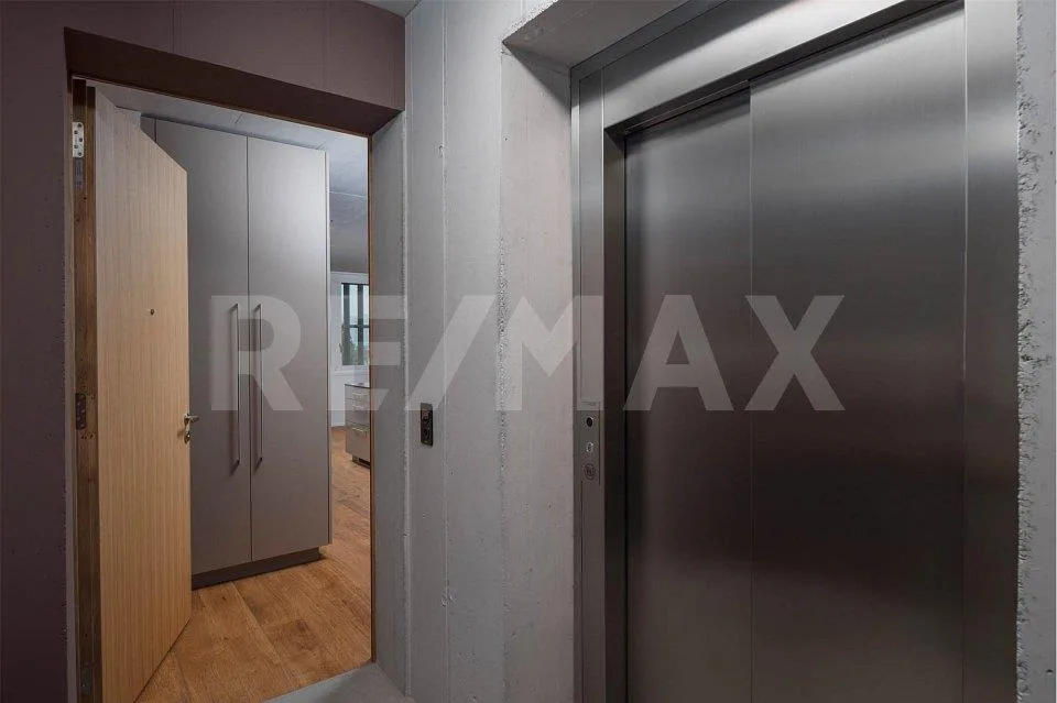 Appartement neuf, moderne avec loggia vitrée et belle vue lointaine – photo 13 sur 13