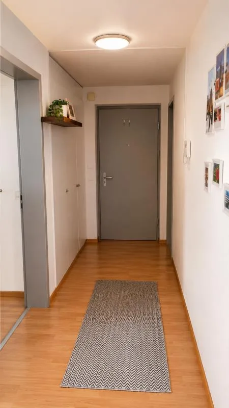 Piano generoso e balcone con una vista meravigliosa per rilassarsi!