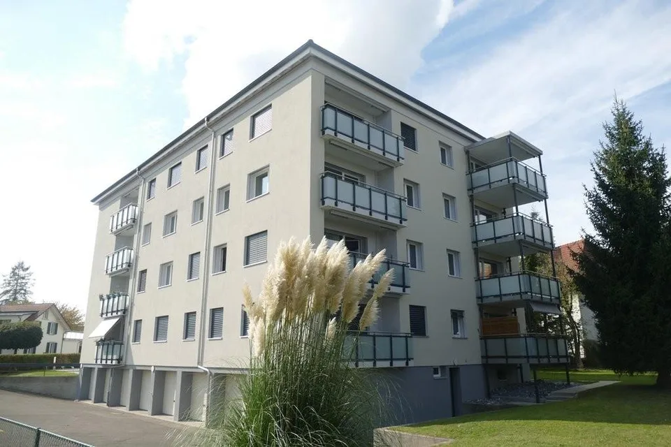 Helle Wohnräume & sonniger Balkon - jetzt besichtigen!